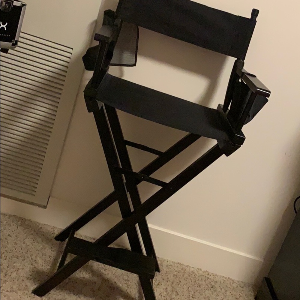 Makeup chair